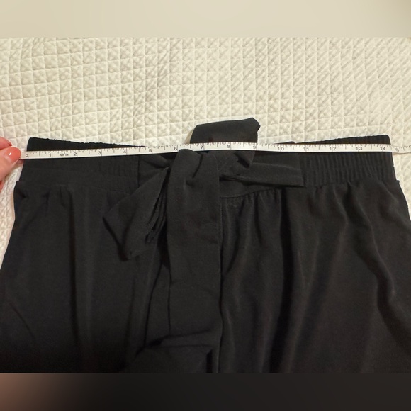 Express Sz M Shorts NWT - Picture 7 of 8